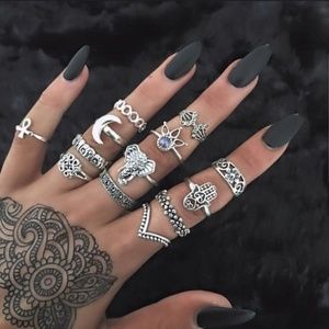 ●13pc Bohemian ring set●